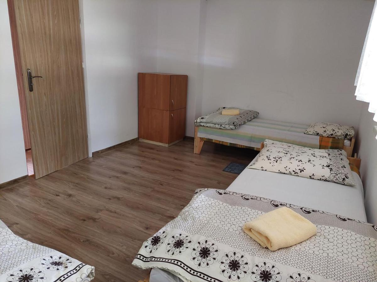 מלון מיצ'קובצה Osrodek Wypoczynkowy " Bieszczady" מראה חיצוני תמונה